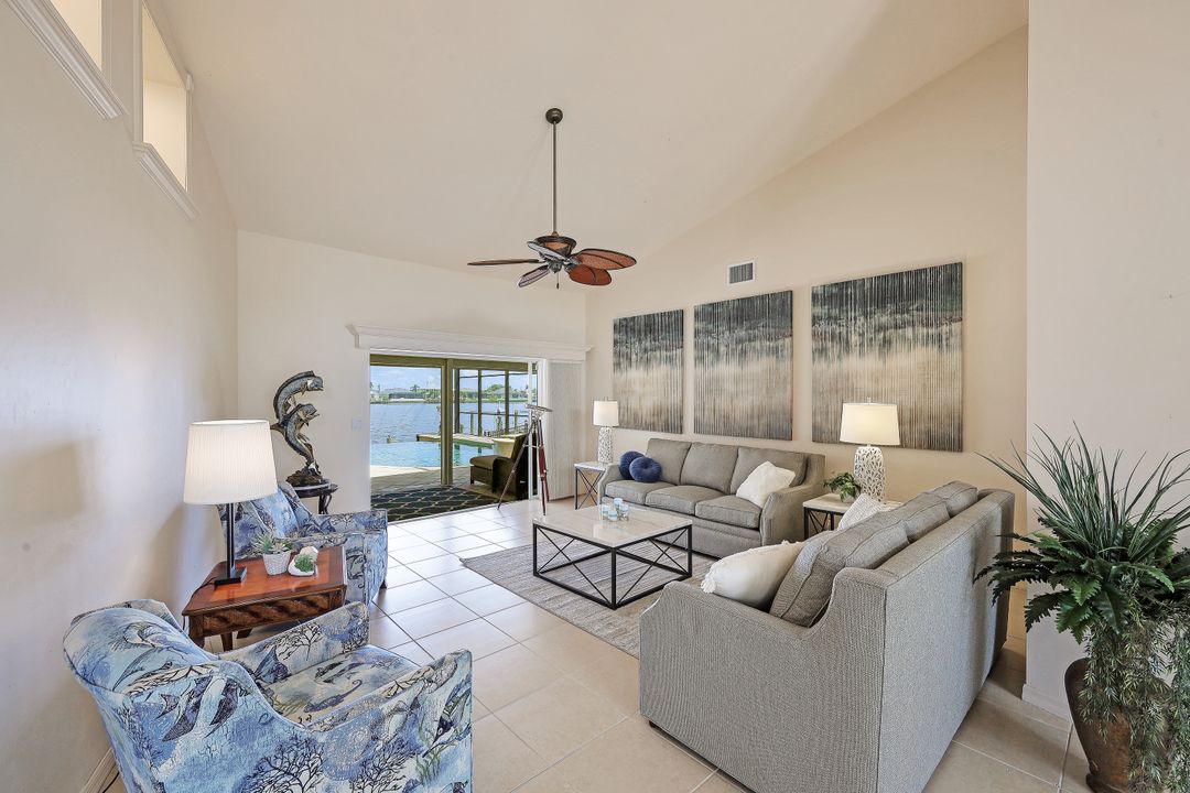 5327 Skyline Blvd, Cape Coral, FL 33914