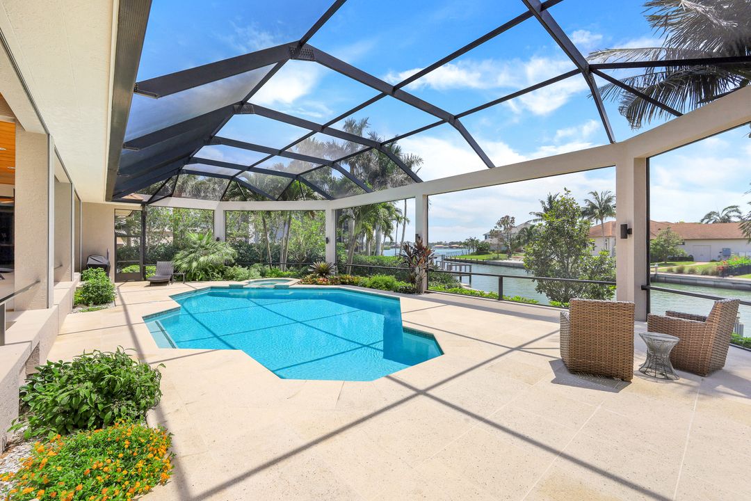 520 Sand Hill Ct, Marco Island, FL 34145