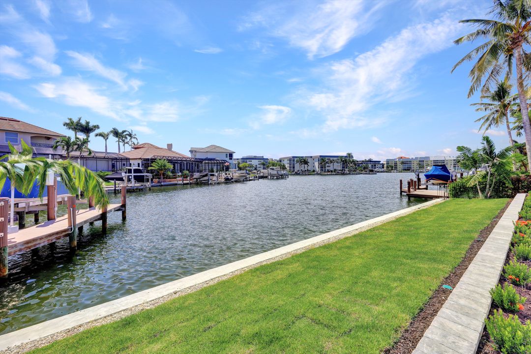 825 Swan Dr, Marco Island, FL 34145