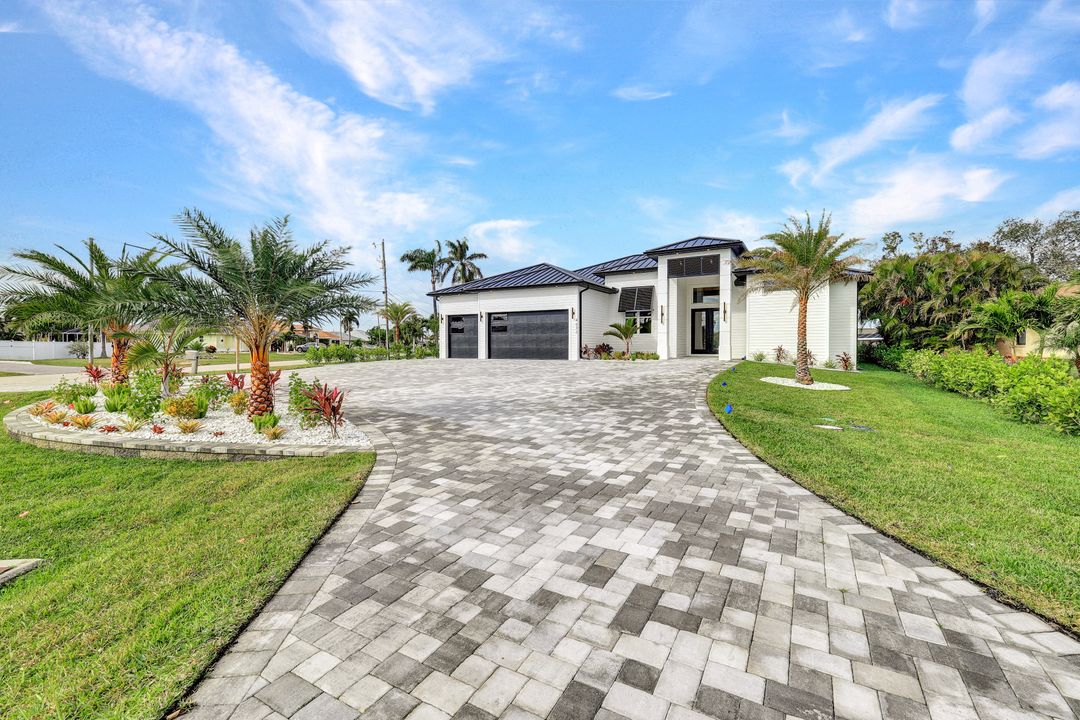 4632 SW 18th Ave, Cape Coral, FL 33914