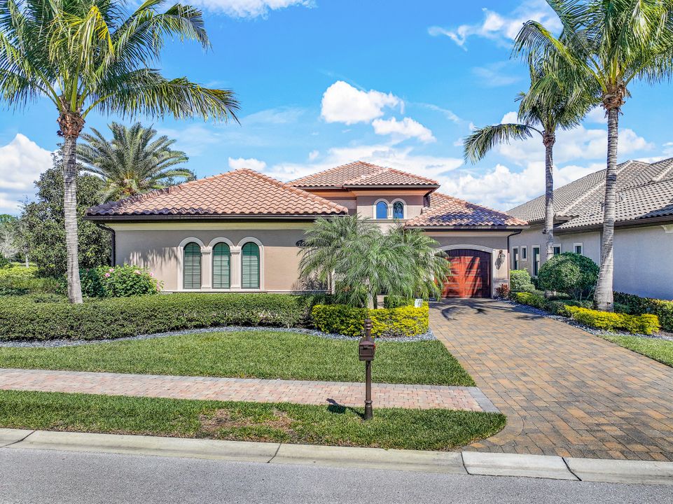 7615 Trento Cir, Naples, FL 34113