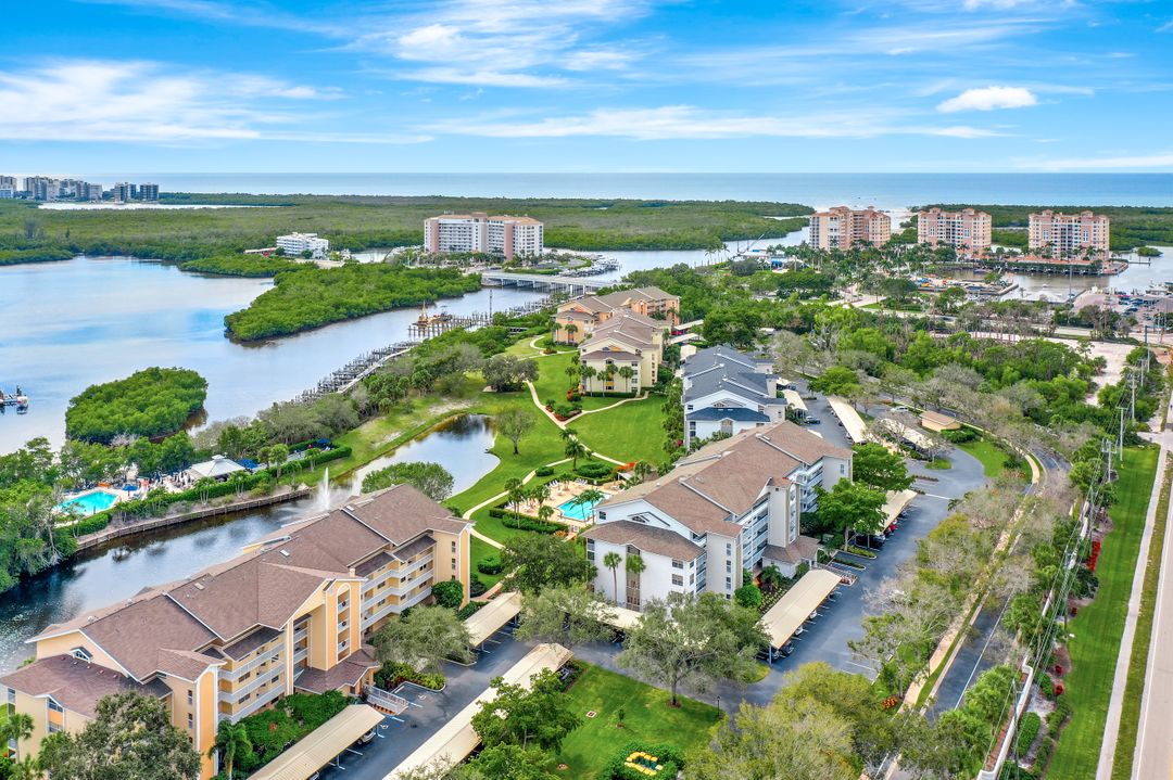 380 Horse Creek Dr  #402, Naples, FL 34110