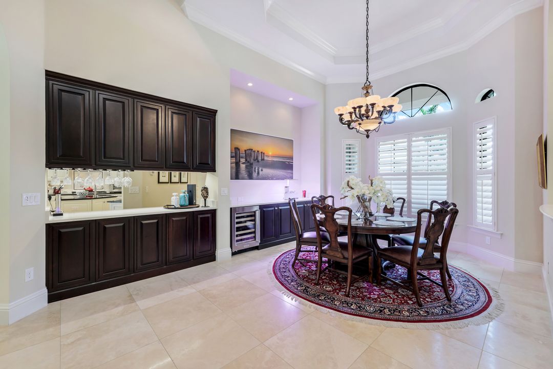 9243 Marble Stone Dr, Naples, FL 34120