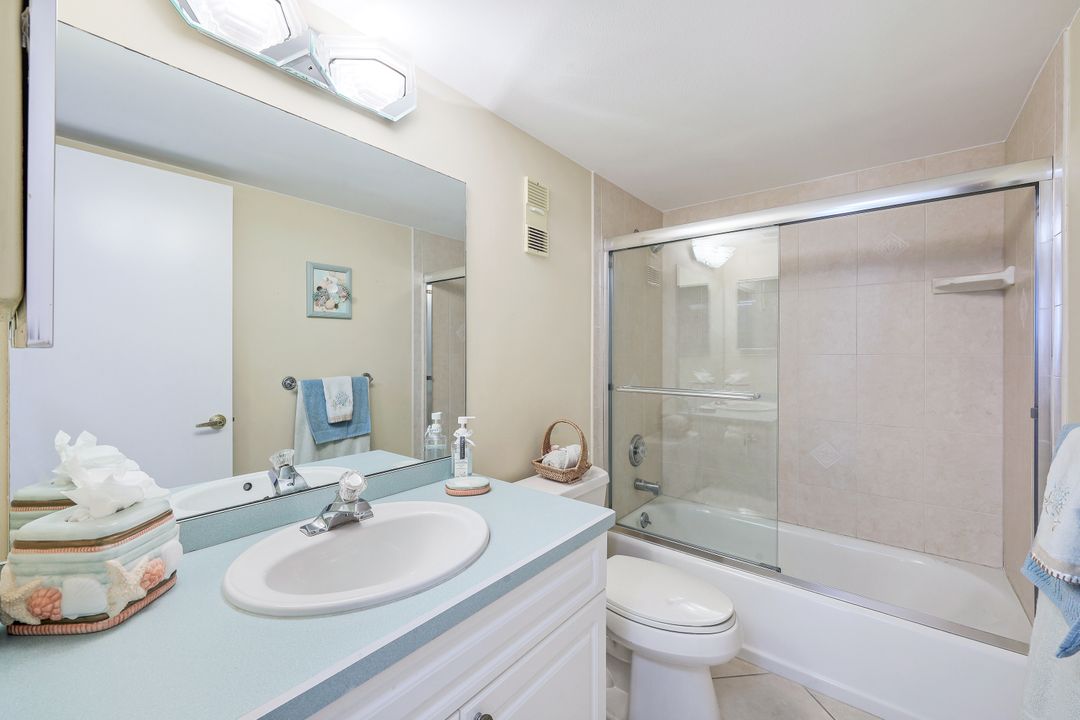 320 Seaview Ct #310, Marco Island, FL 34145