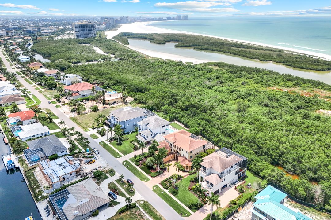 588 Spinnaker Dr, Marco Island, FL 34145