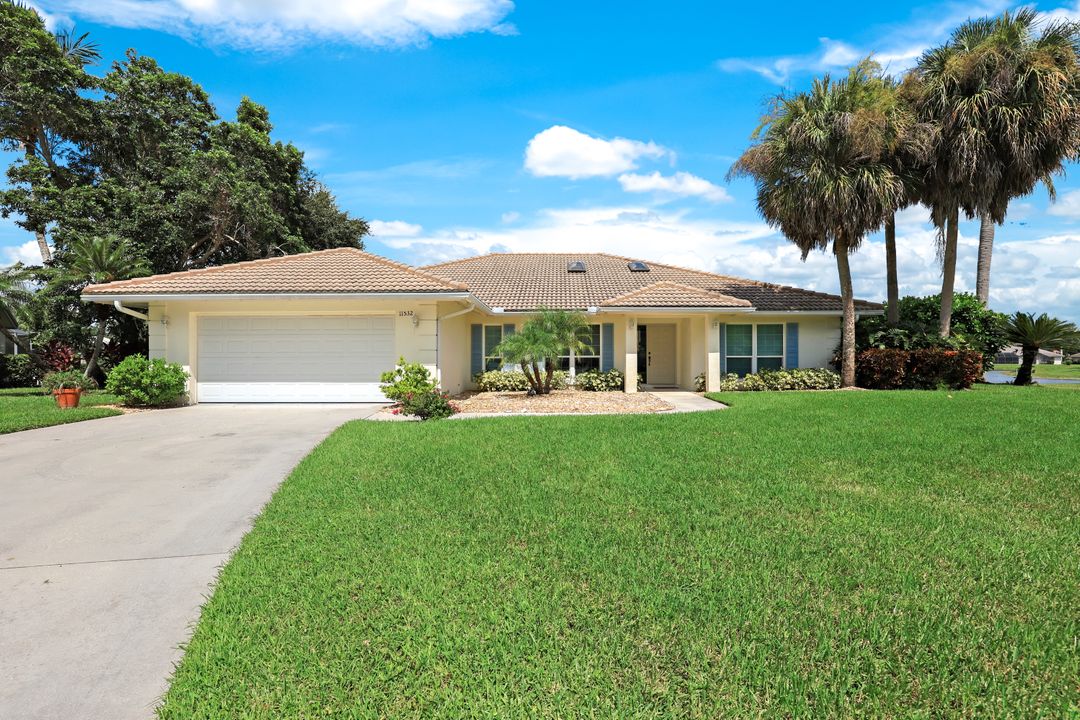 11532 Tanager Ct, Naples, FL 34119