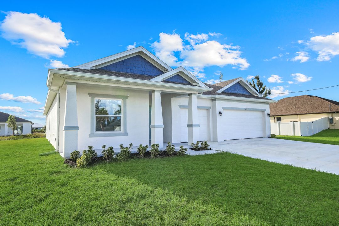 428 NW 7th Pl, Cape Coral, FL 33993