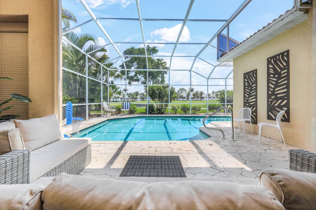 14852 Crescent Cove Dr, Fort Myers, FL 33908