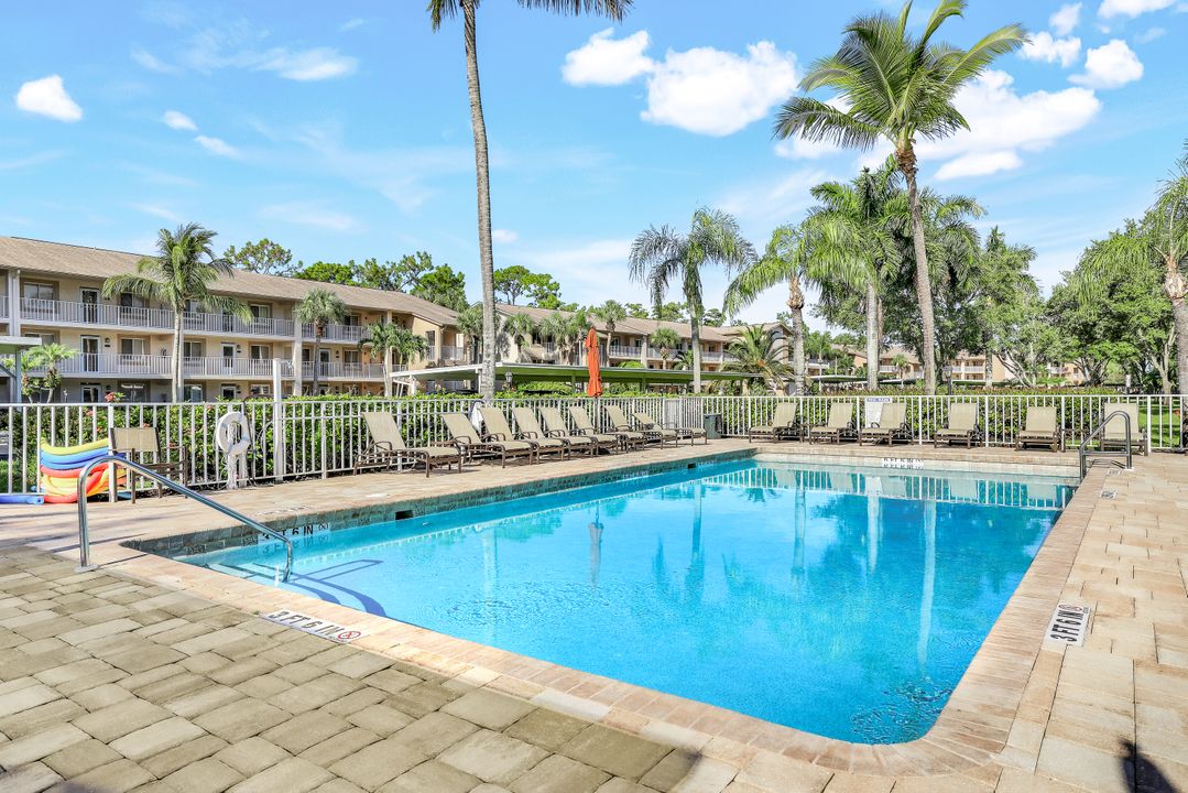 7360 Glenmoor Ln #4301, Naples, FL 34104