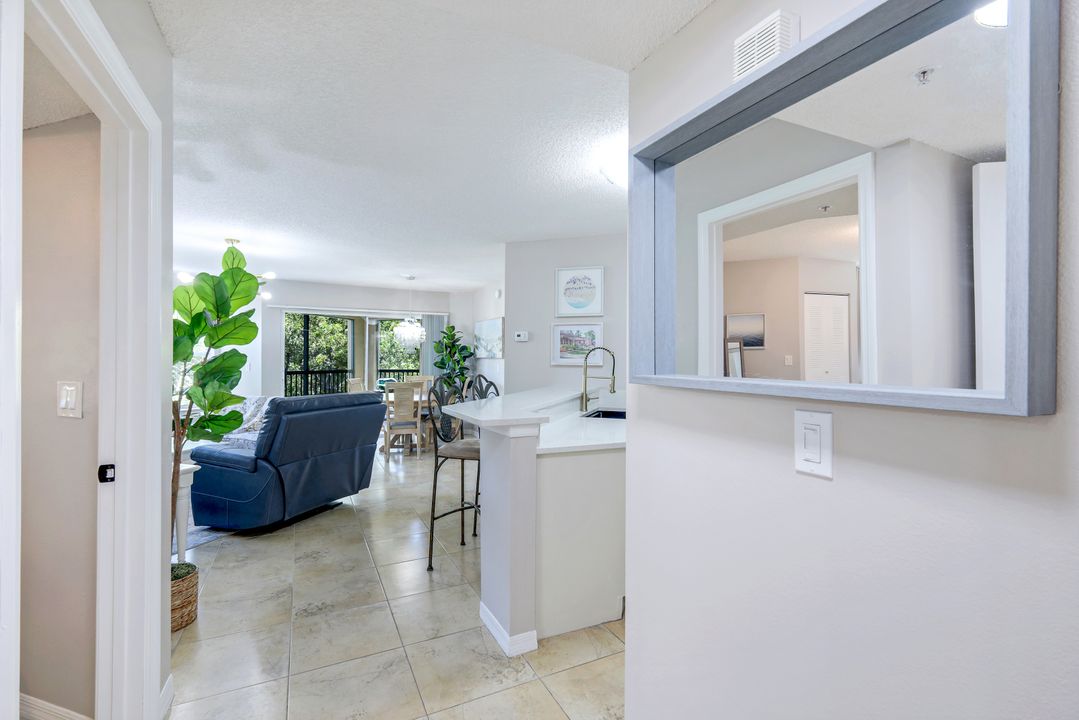 8940 Colonnades Ct E #731, Bonita Springs, FL 34135