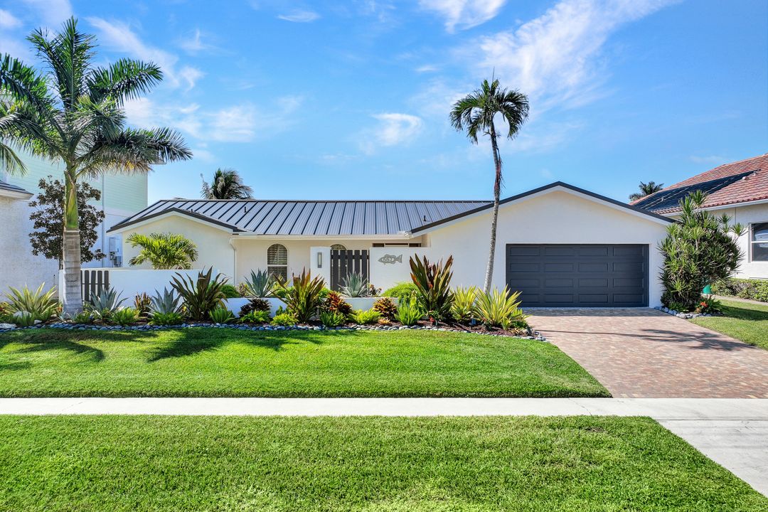 557 Hernando Dr, Marco Island, FL 34145