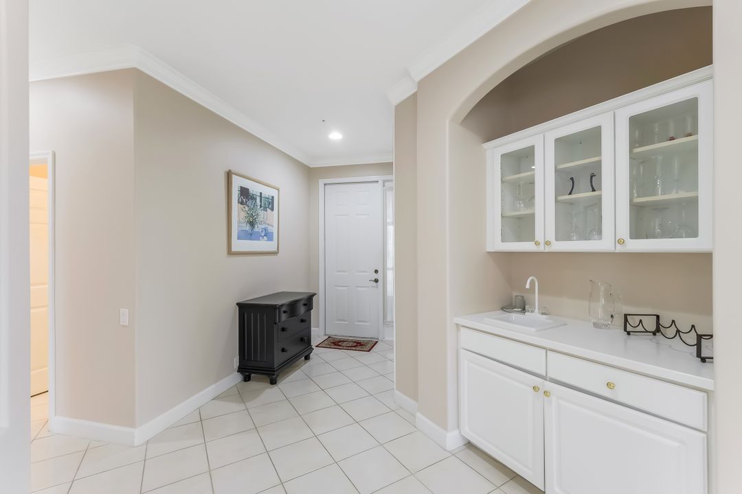 9131 Southmont Cove #206, Fort Myers, FL 33908