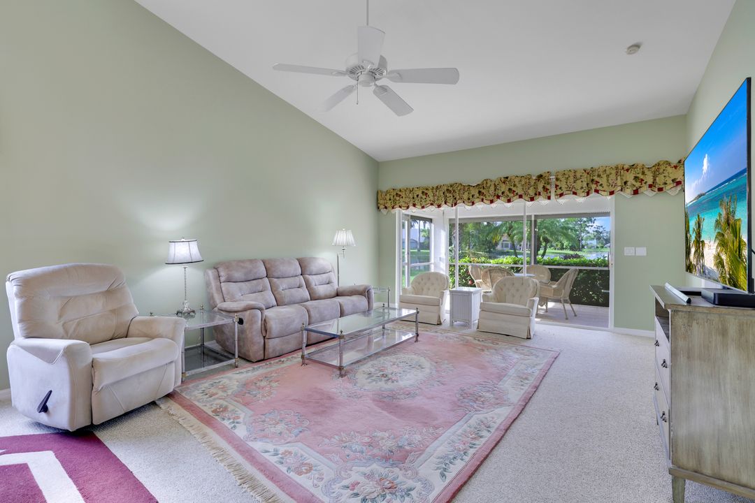 232 Melrose Pl, Naples, FL 34104