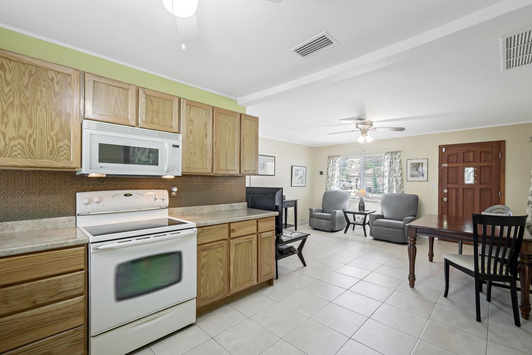 2244 Williams Dr, Fort Myers, FL 33901