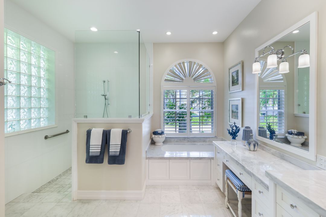 4535 Lighthouse Ln, Naples, FL 34112