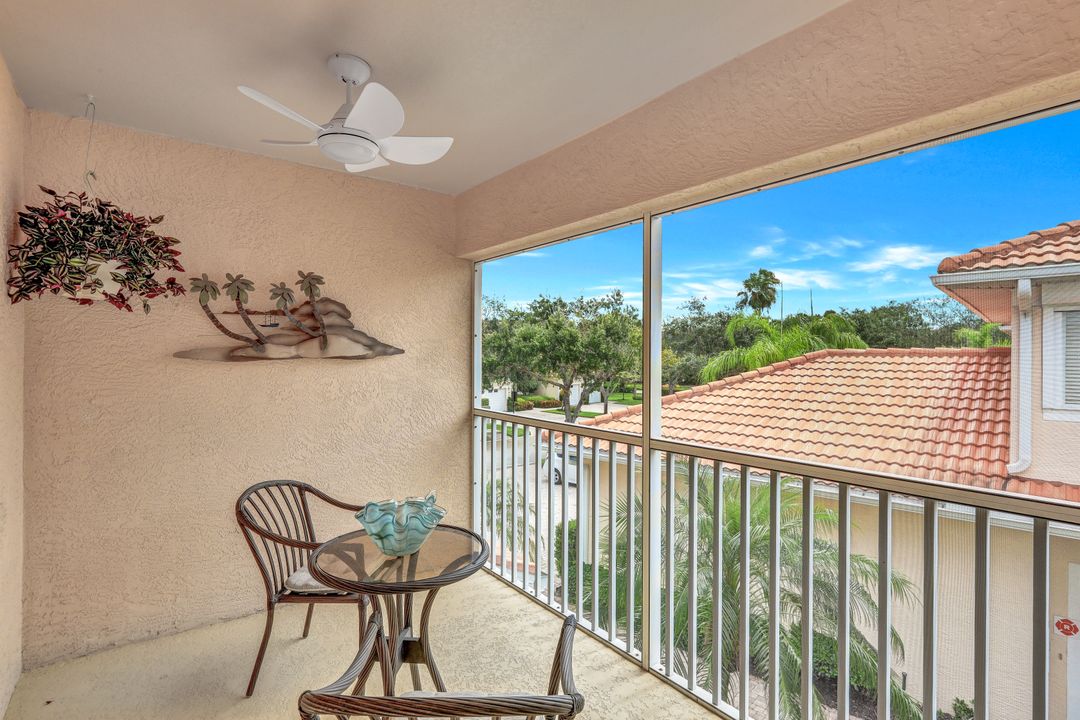 5220 Birmingham Dr #201, Naples, FL 34110