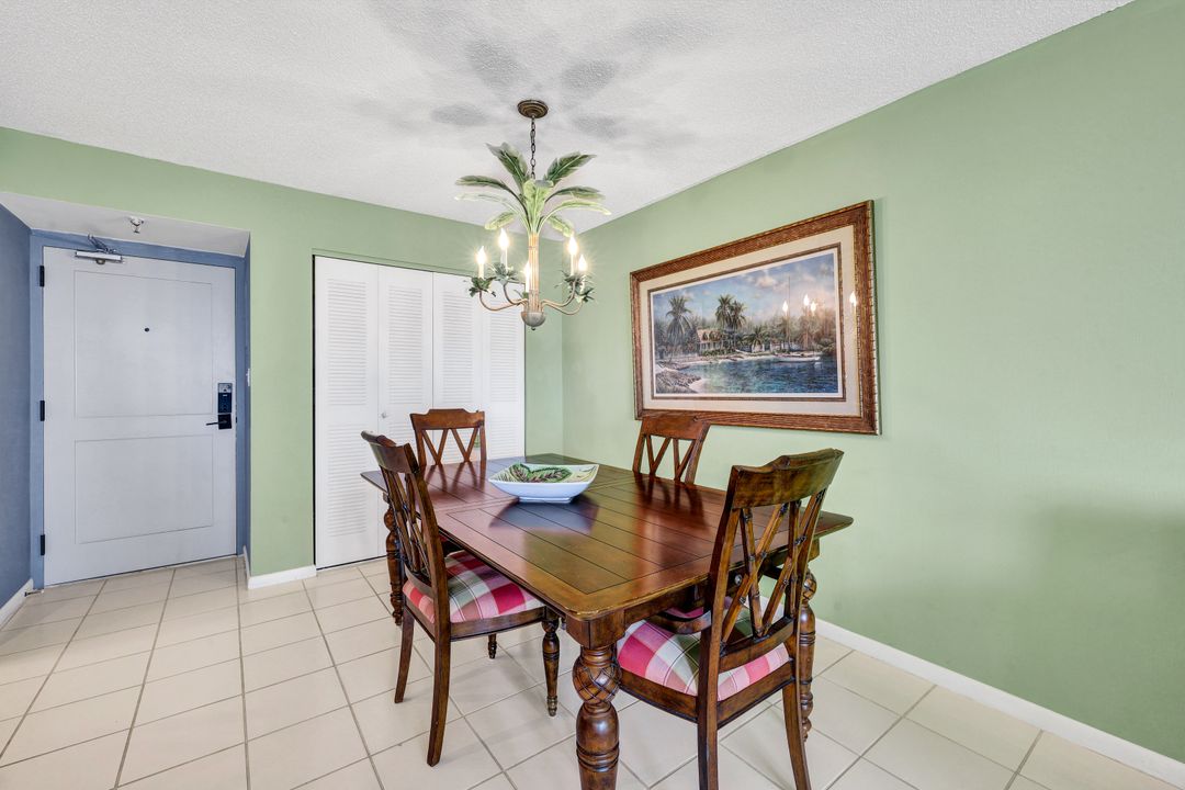 320 Seaview Ct #610, Marco Island, FL 34145