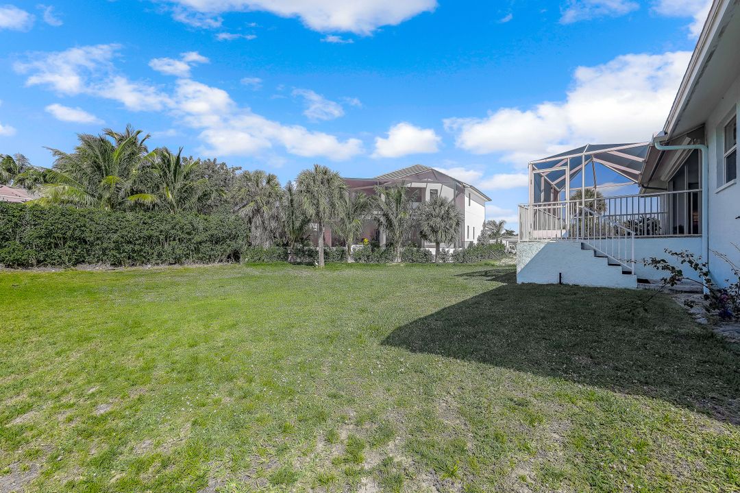 486 Landmark St, Marco Island, FL 34145