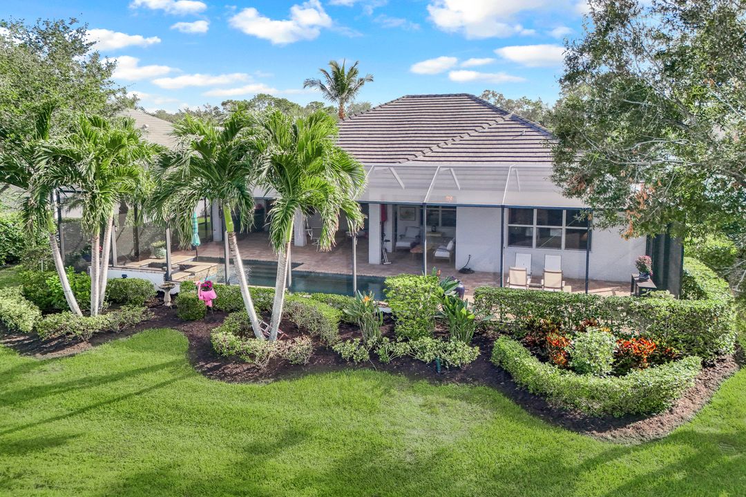 21572 Oaks of Estero Cir, Estero, FL 33928