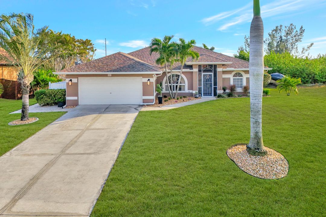 2426 NW 15th St, Cape Coral, FL 33993