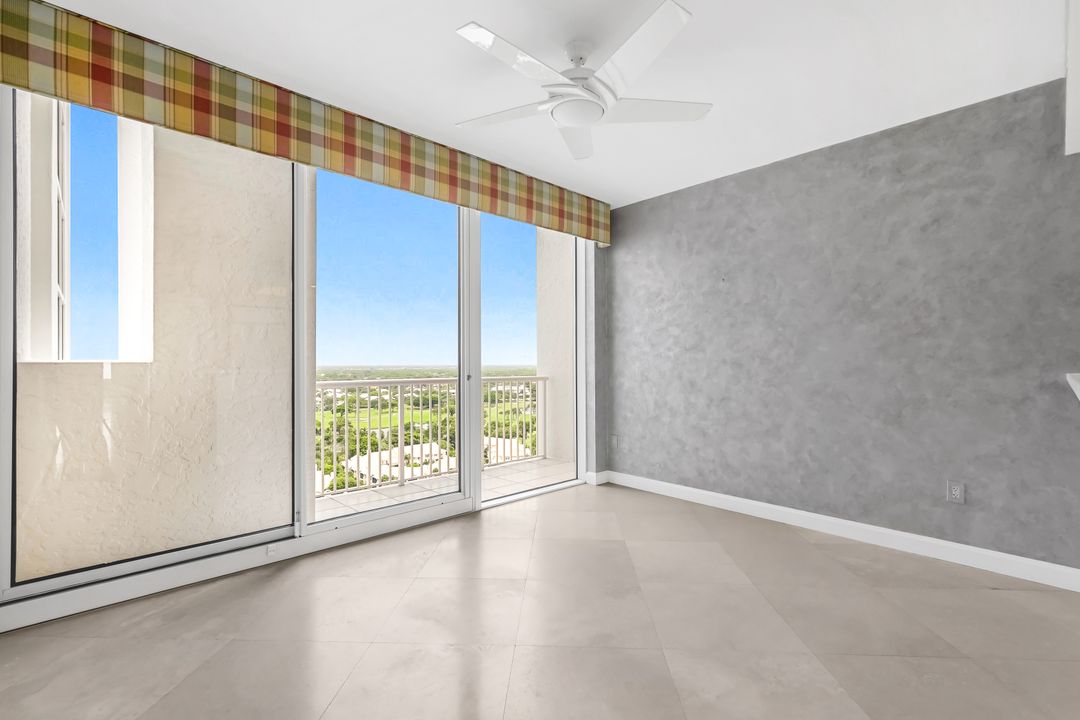 7117 Pelican Bay Blvd #1801, Naples, FL 34108