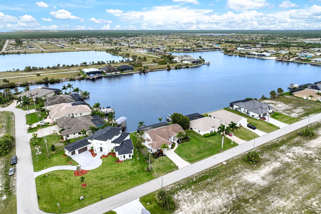 3505 NW 44th Ave, Cape Coral, FL 33993