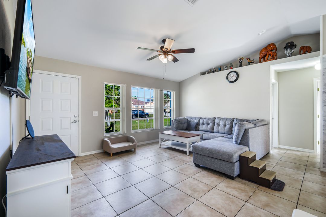 1408 NE 1st Terrace, Cape Coral, FL 33909