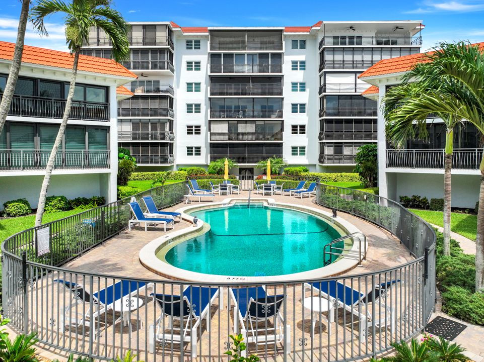 3333 Gulf Shore Blvd N #503, Naples, FL 34103