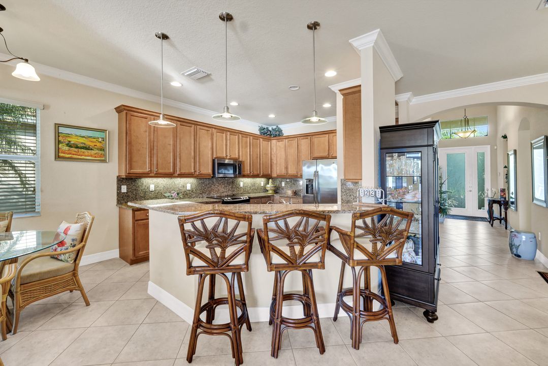 10107 Mimosa Silk Dr, Fort Myers, FL 33913