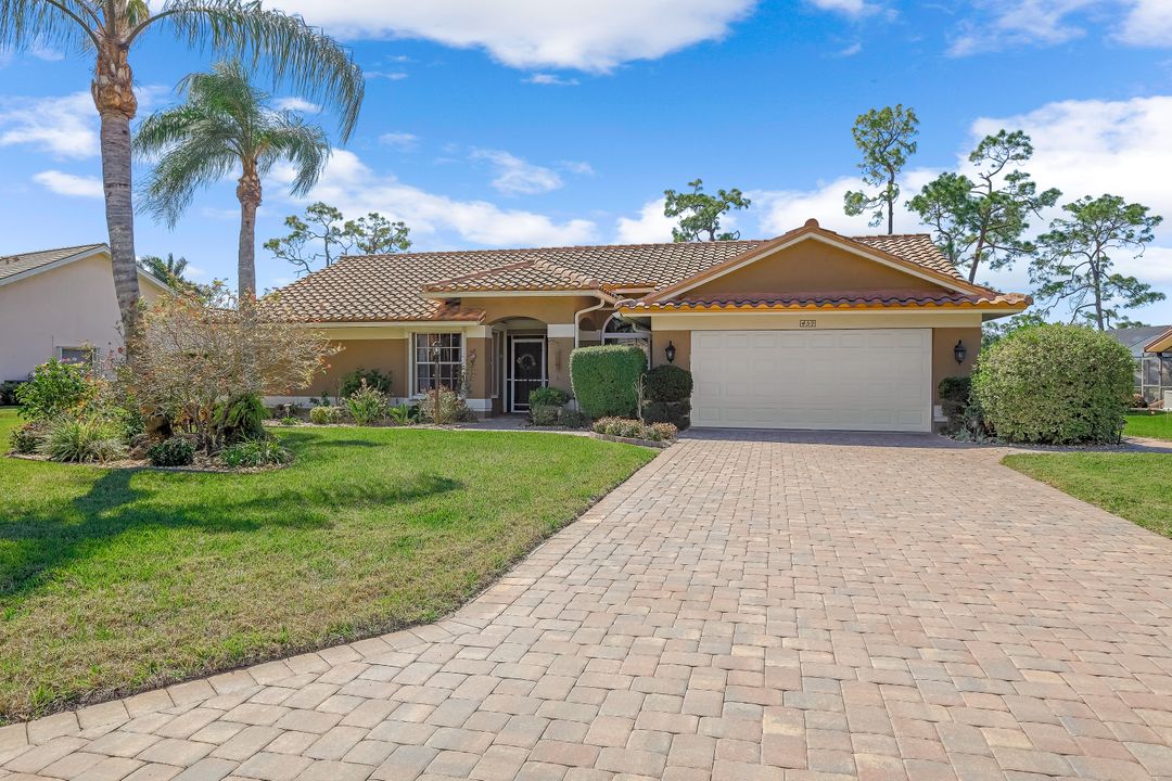 459 Henley Dr, Naples, FL 34104