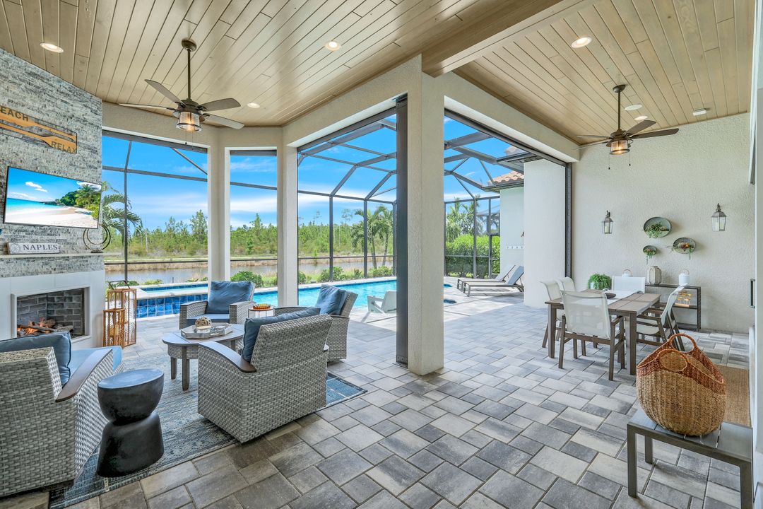 9497 Montelanico Loop, Naples, FL 34119