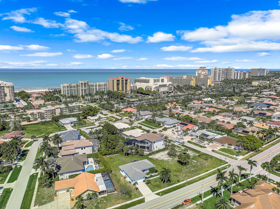 486 Landmark St, Marco Island, FL 34145