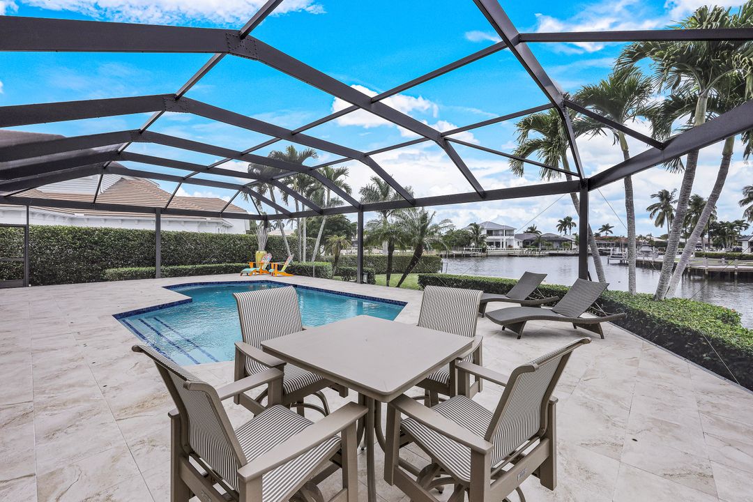 95 Anchor Ct, Marco Island, FL 34145