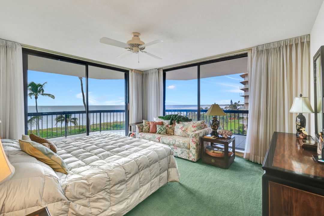 220 S Collier Blvd #402, Marco Island, FL 34145