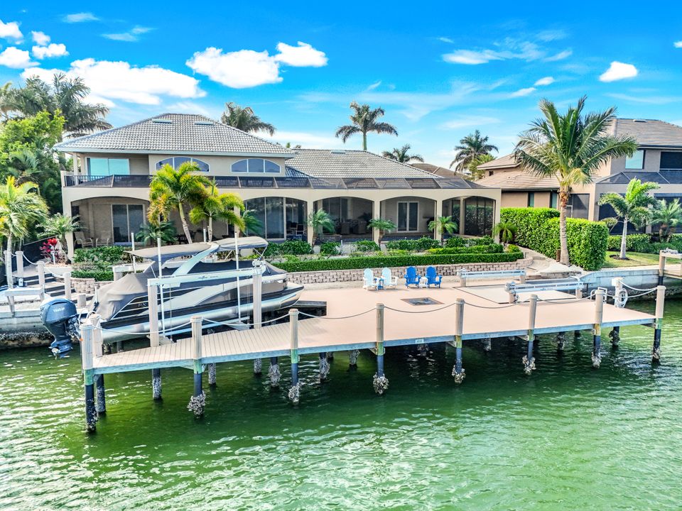 650 Rockport Ct, Marco Island, FL 34145