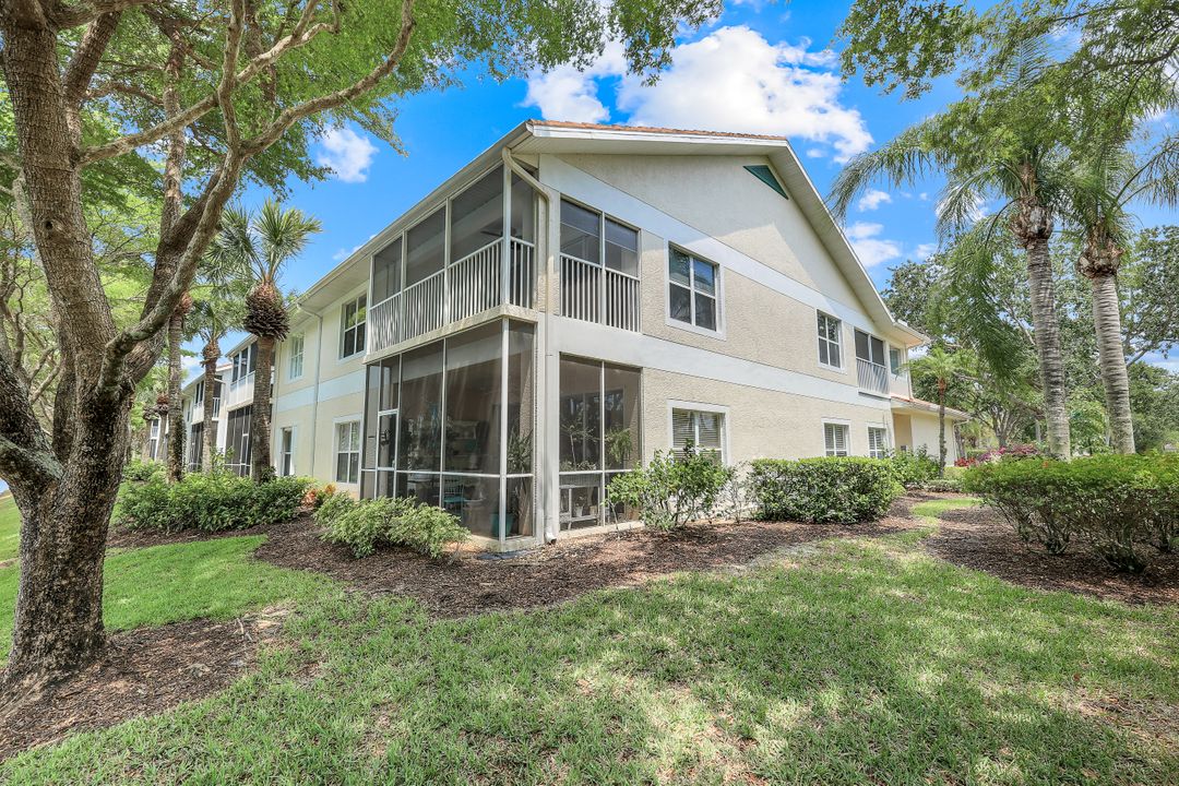 5600 Northboro Dr #201, Naples, FL 34110