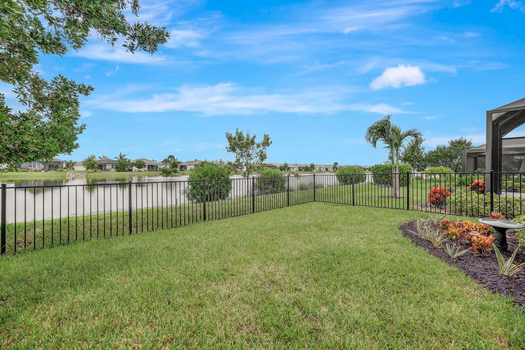 28390 Captiva Shell Lp, Bonita Springs, FL 34135