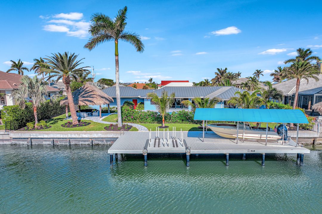 837 Elm Ct, Marco Island, FL 34145