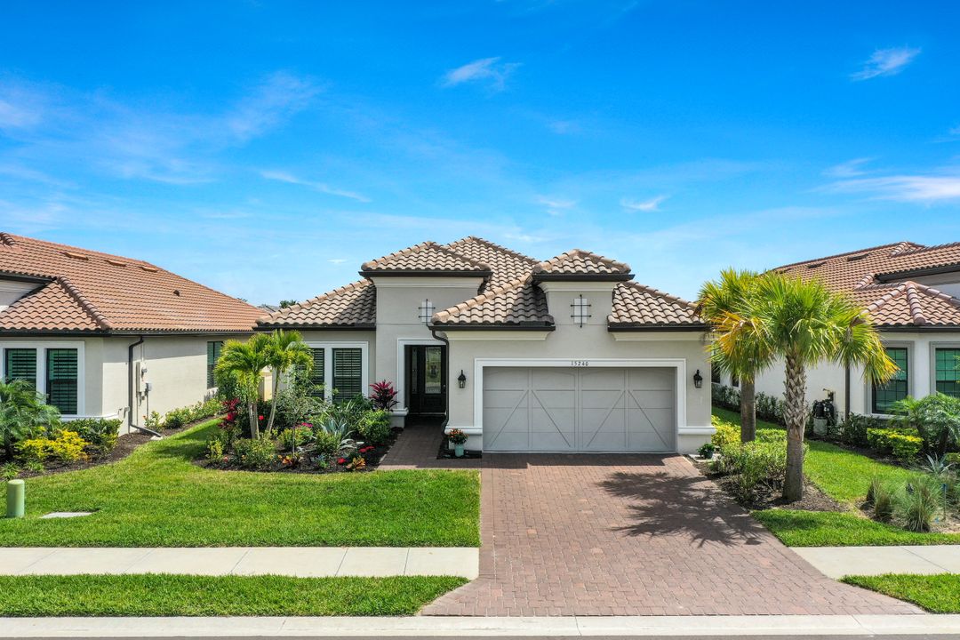 15240 Turin Dr, Naples, FL 34114