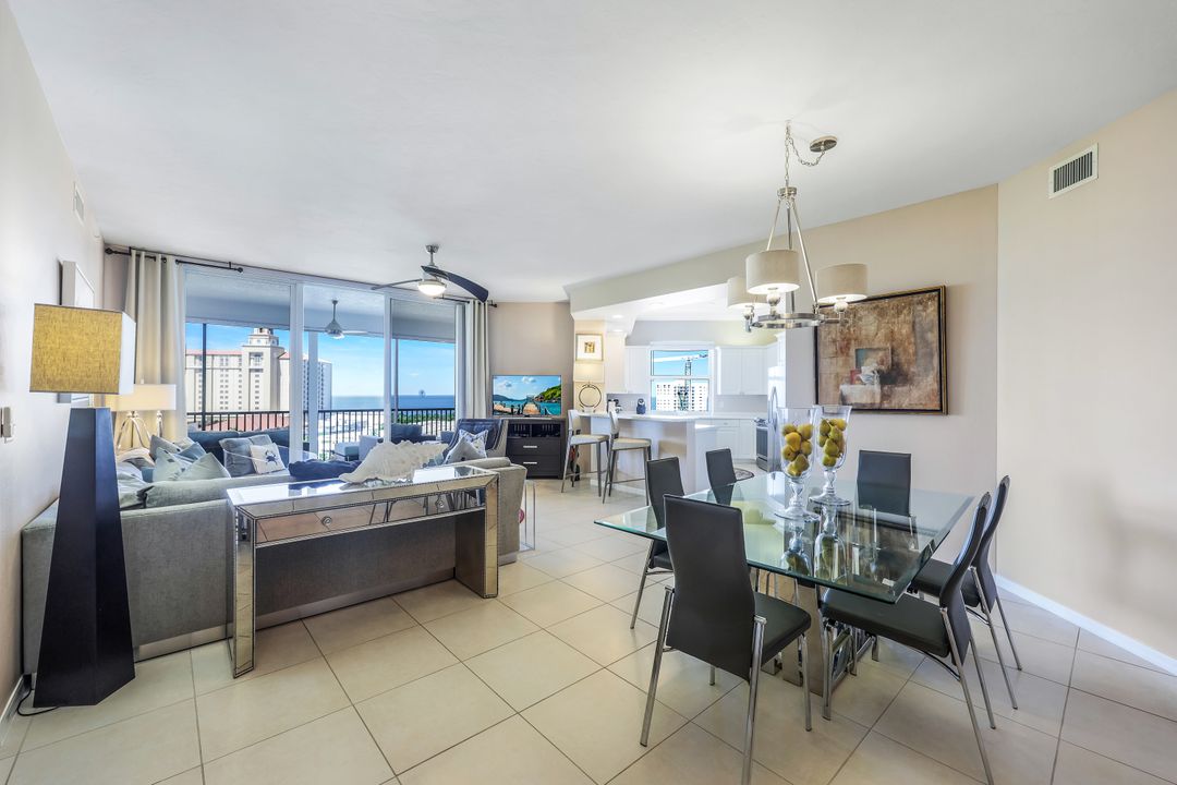 400 Flagship Dr #902, Naples, FL 34108