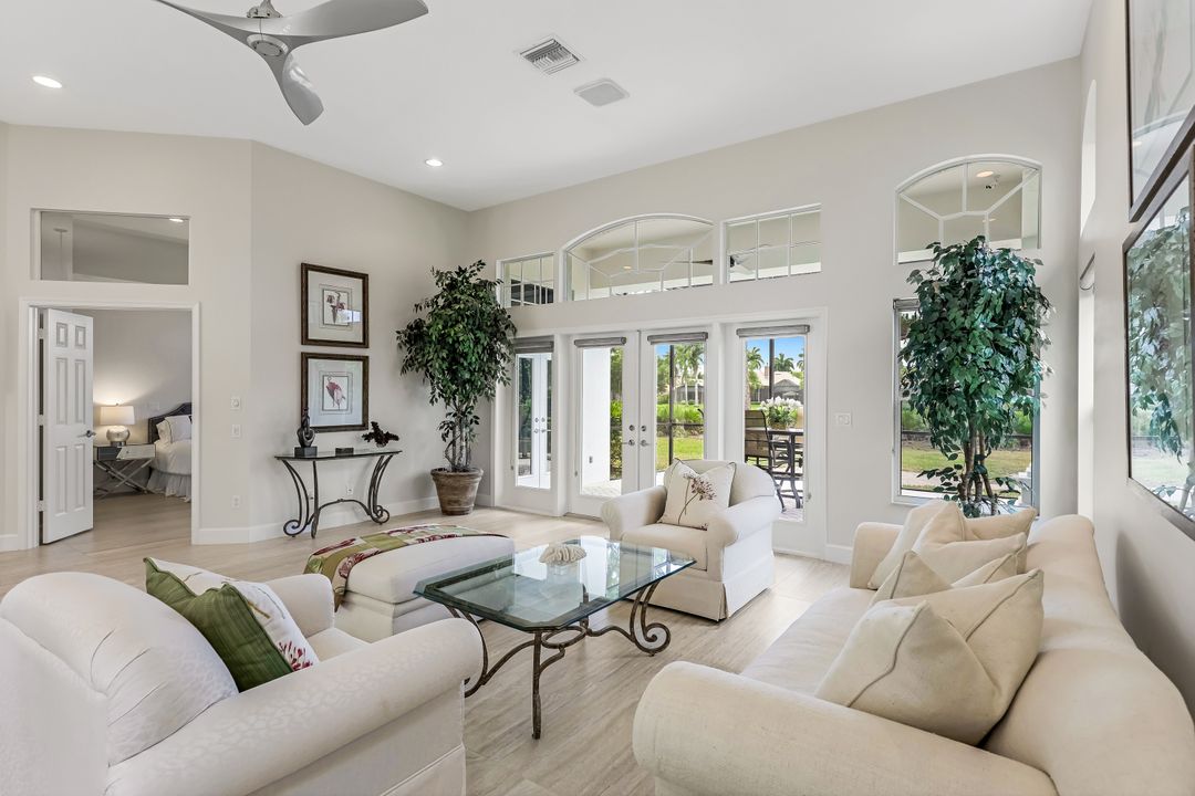 15299 Devon Green Ln, Naples, FL 34110