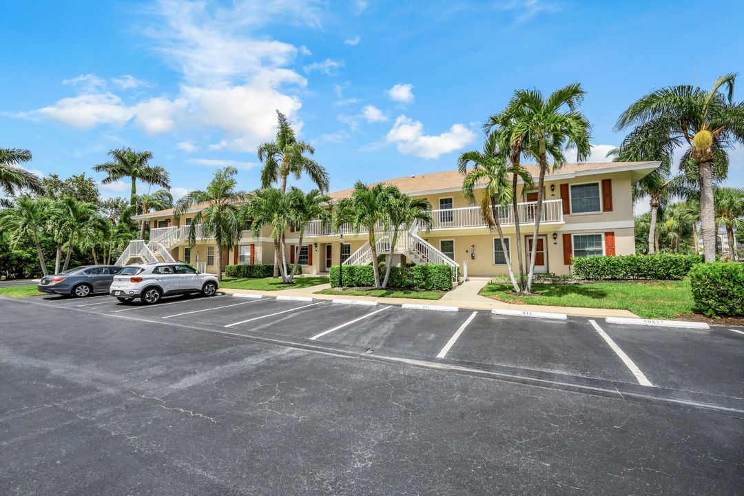 850 Elkhorn Ct #213, Marco Island, FL 34145