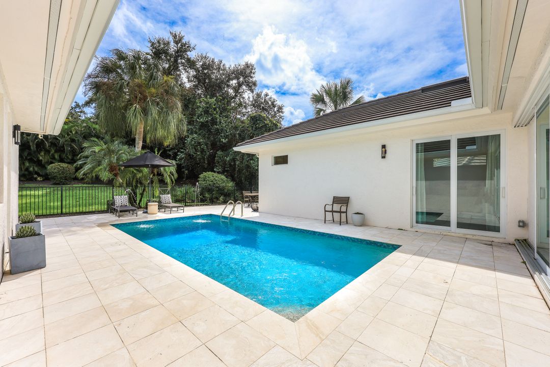 7026 Oakmont Pkwy, Naples, FL 34108