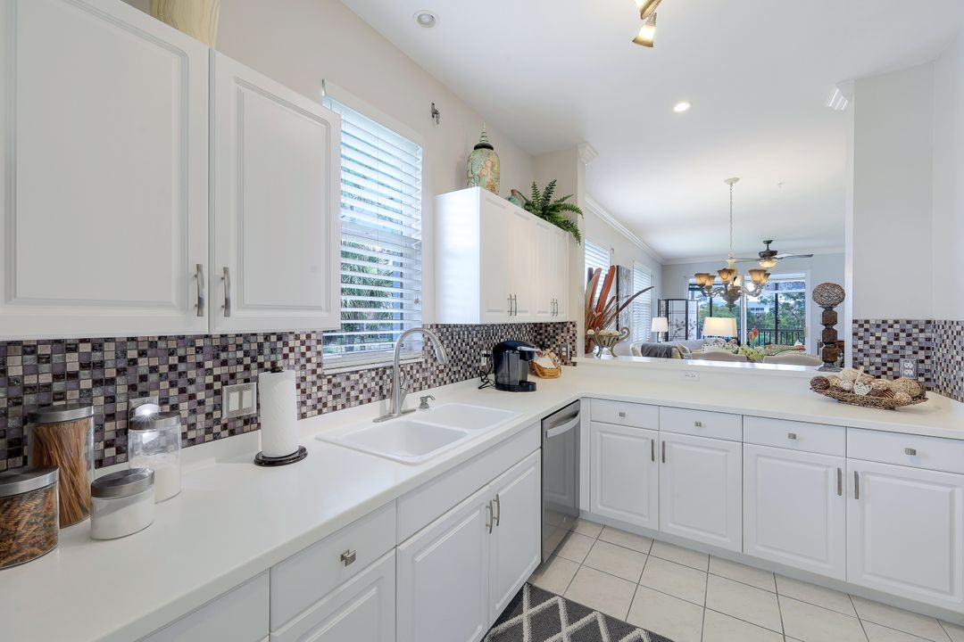 3960 Loblolly Bay Dr #103, Naples, FL 34114