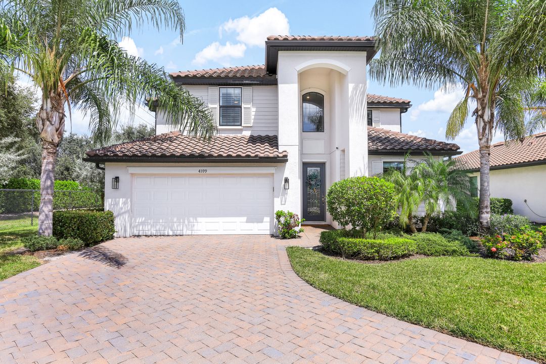 4399 Bismark Wy, Naples, FL 34119