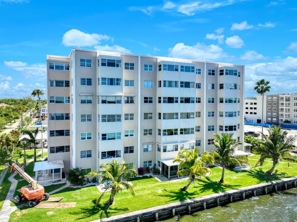 1900 Clifford St  #507, Fort Myers, FL 33901