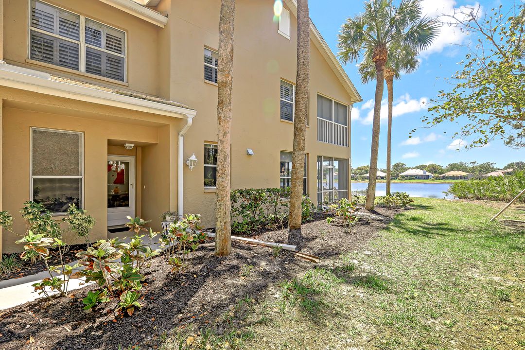 24706 Lakemont Cove Ln #102, Bonita Springs, FL 34134