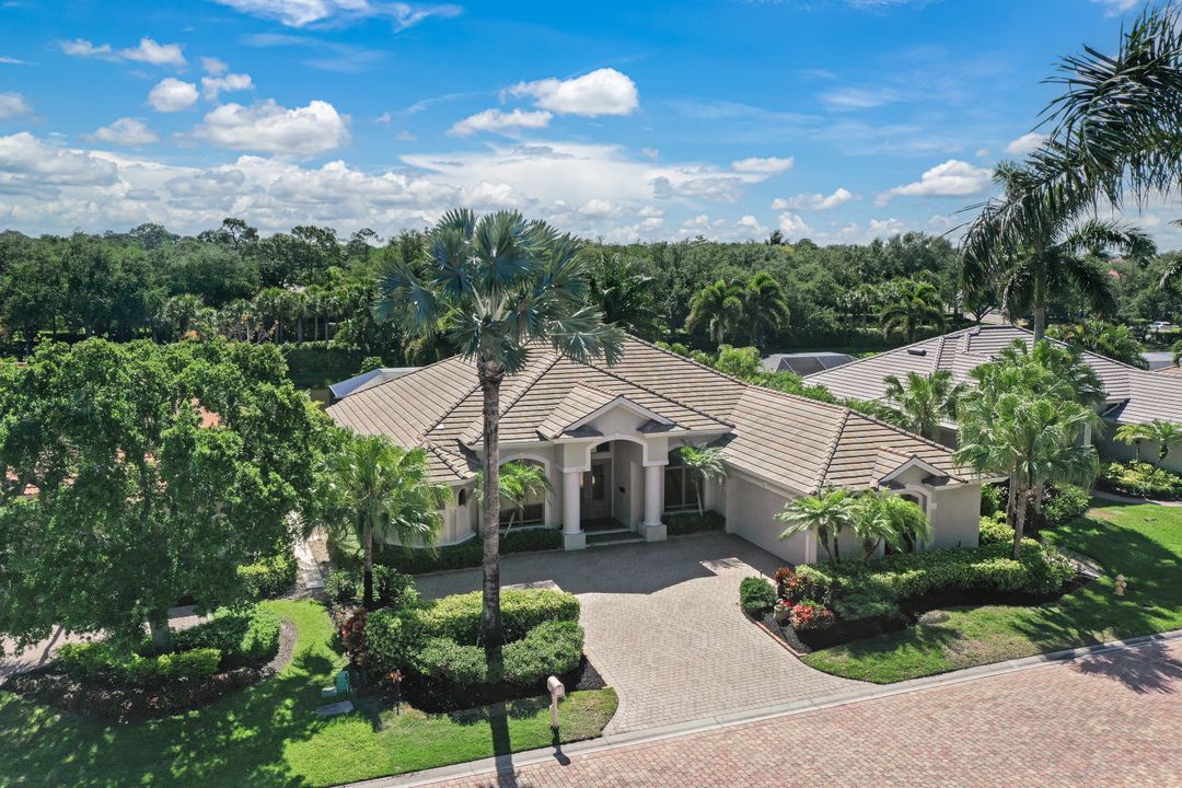 2526 Augusta Dr, Naples, FL 34109