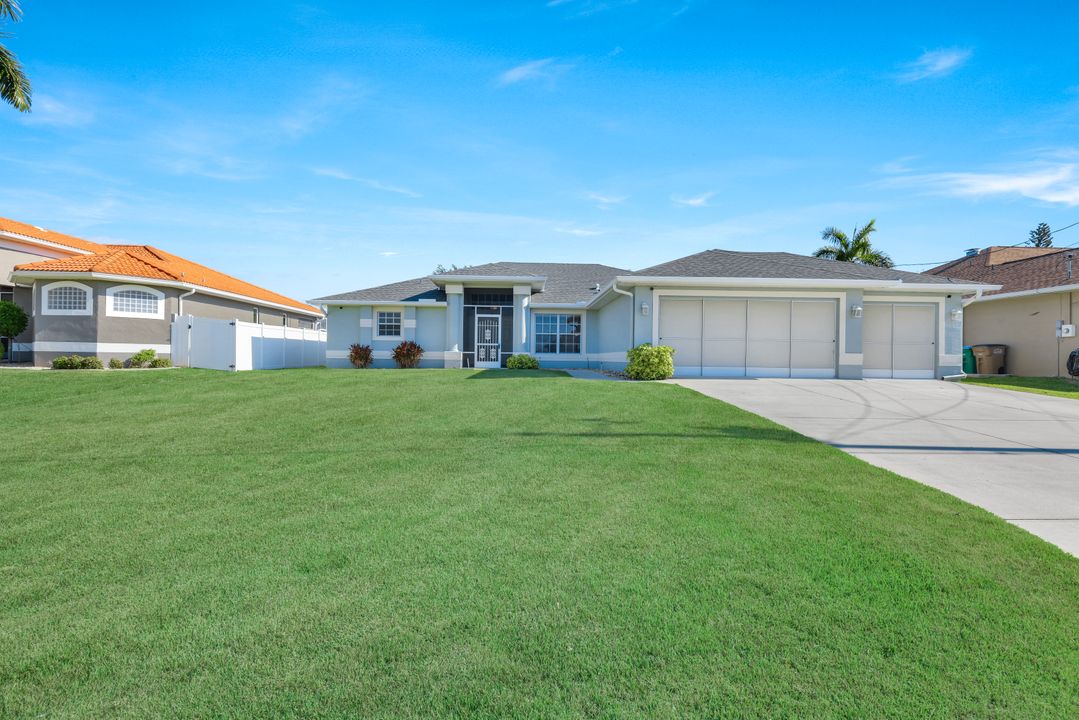 413 SE 13th St, Cape Coral, FL 33990