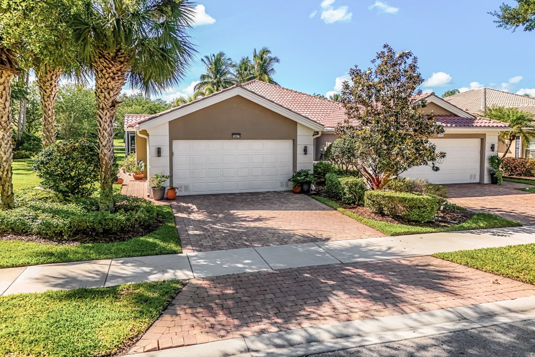 15417 Queen Angel Way, Bonita Springs, FL 34135